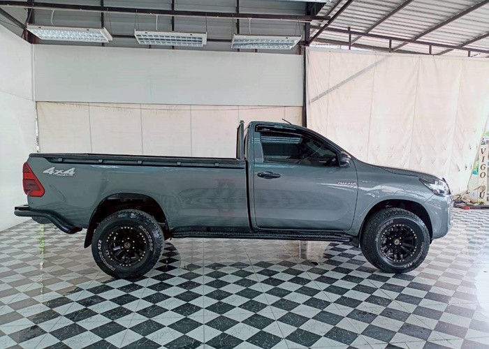 Used 8
                    TOYOTA
                     for Sale Image