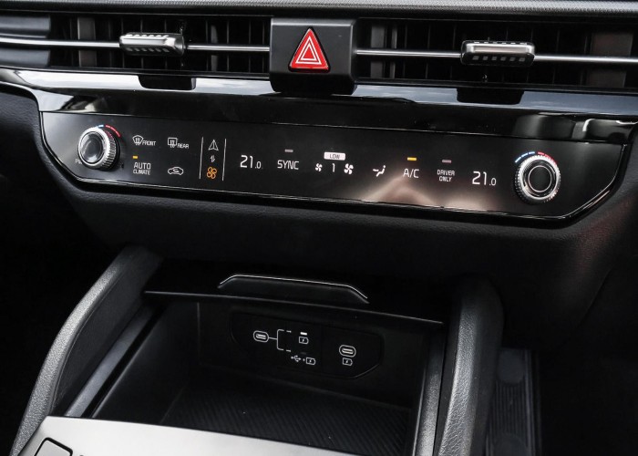 Used 1
                    KIA
                     for Sale Image