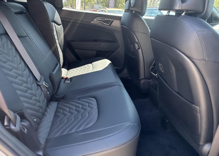 Used 1
                    KIA
                     for Sale Image