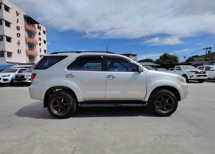 Used 5
                    TOYOTA
                     for Sale Image