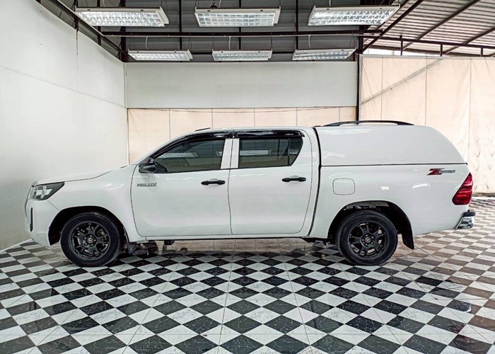 Used 11
                    TOYOTA
                     for Sale Image