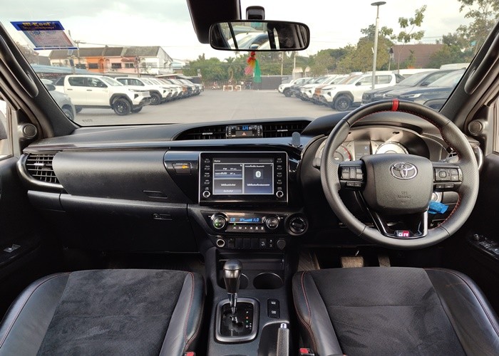 Used 8
                    TOYOTA
                     for Sale Image