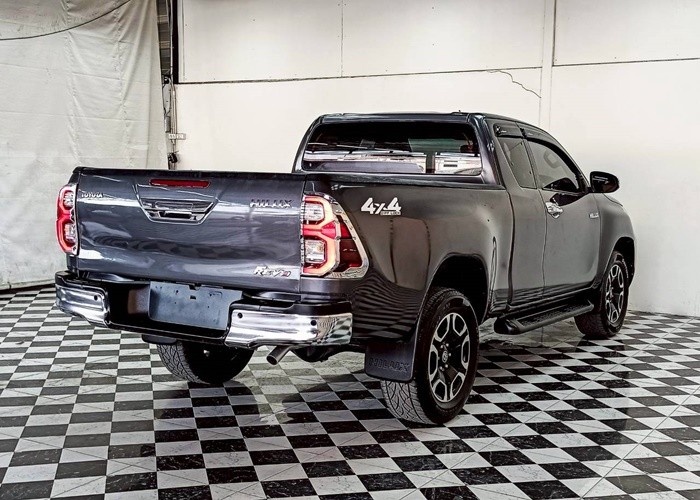 Used 6
                    TOYOTA
                     for Sale Image