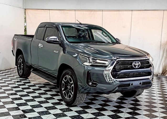 Used 6
                    TOYOTA
                     for Sale Image