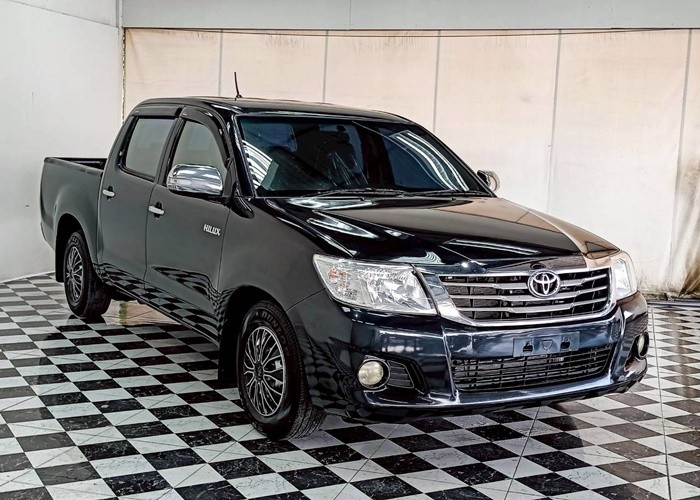 Used 7
                    TOYOTA
                     for Sale Image