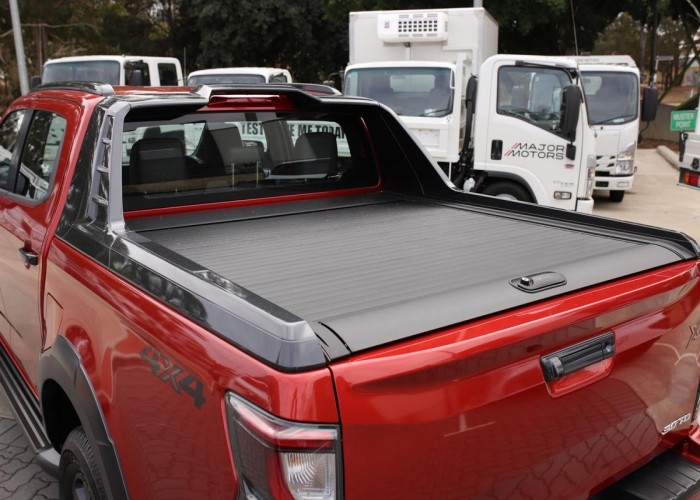 Used 1
                    ISUZU
                     for Sale Image